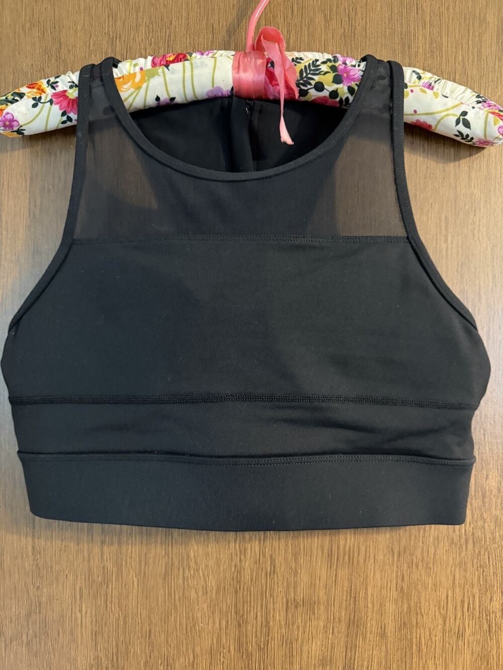 Zyia Active SZ Large Sports Bra Mesh Detail Zipper Back Black padded athletic